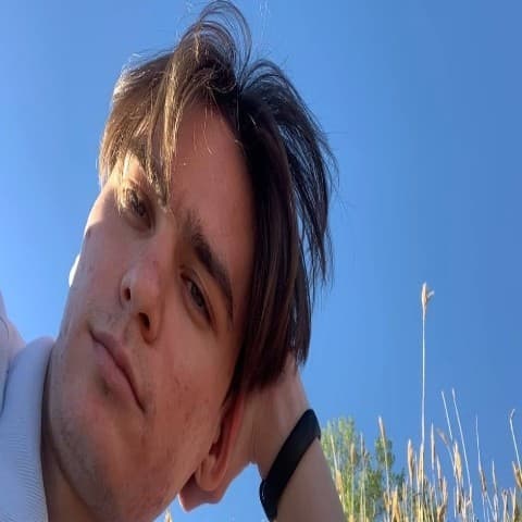 Еналеев Илья Андреевич