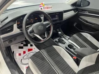 Volkswagen, Bora, 1.5 л., 2023 г.