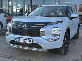 Mitsubishi, Outlander, 1.5 л., 2023 г.