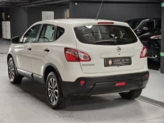 Nissan, Qashqai, 1.6 л., 2013 г.