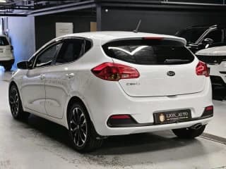 Kia, Ceed, 1.6 л., АТ, 2013 г., 174 223 км