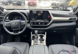 Toyota RAV4 2.0 CVT, 2024