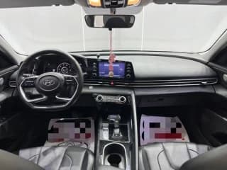 Hyundai, Elantra, 1.5 л., CVT, 2021 г., 54 223 км