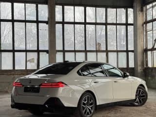 BMW, 5 серии, 2.0 л., АТ, 2025 г., 25 000 км