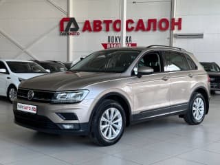 Volkswagen, Tiguan, 1 л., АМТ, 2019 г., 122 500 км