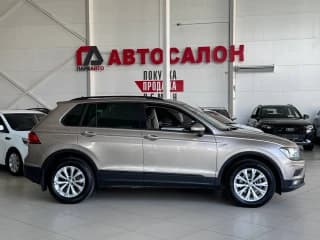 Volkswagen, Tiguan, 1 л., АМТ, 2019 г., 122 500 км