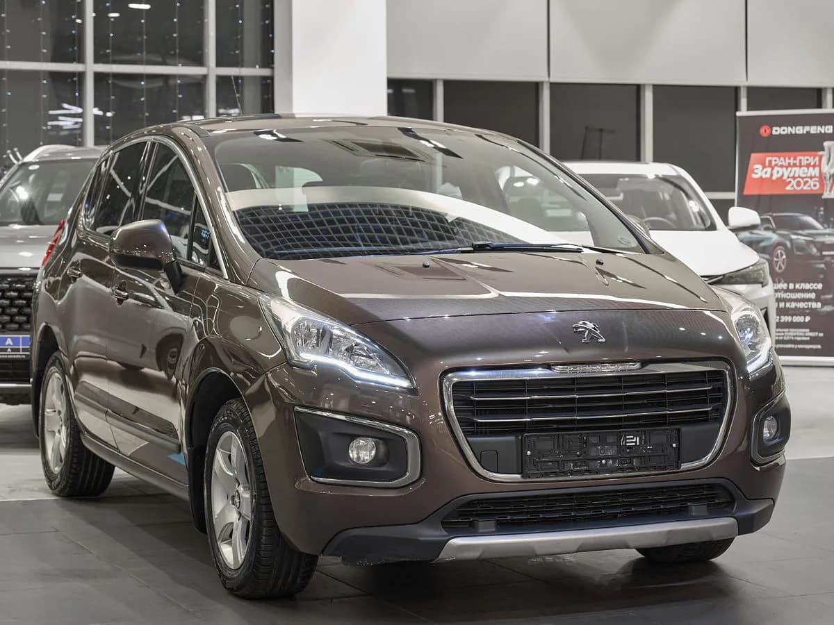 Peugeot 3008, 2015