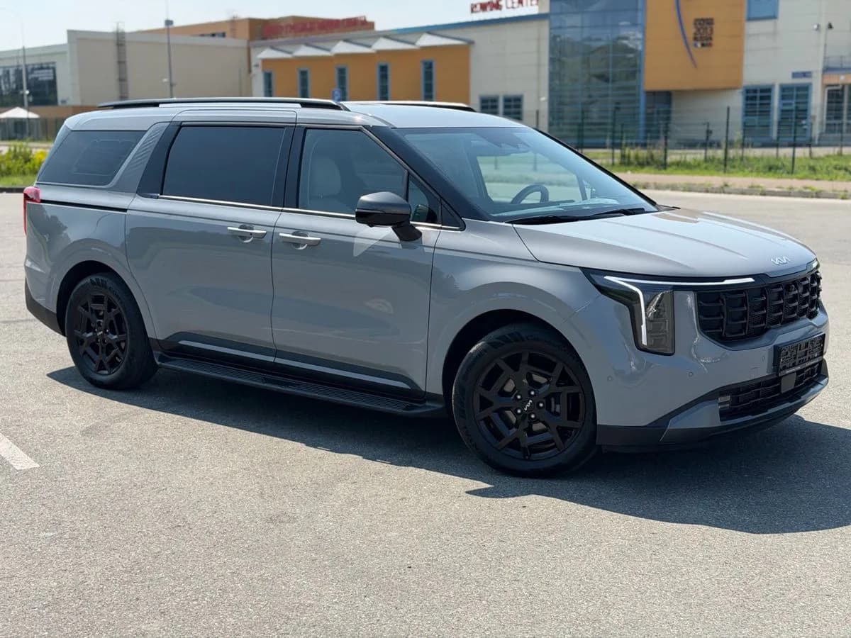 Kia Carnival, 2025
