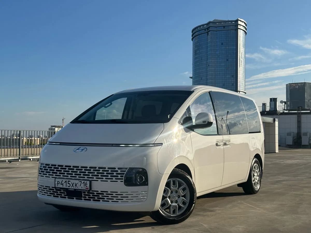 Hyundai Staria, 2022