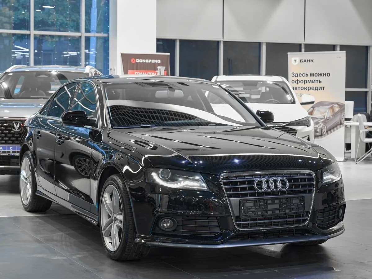 Audi A4, 2011
