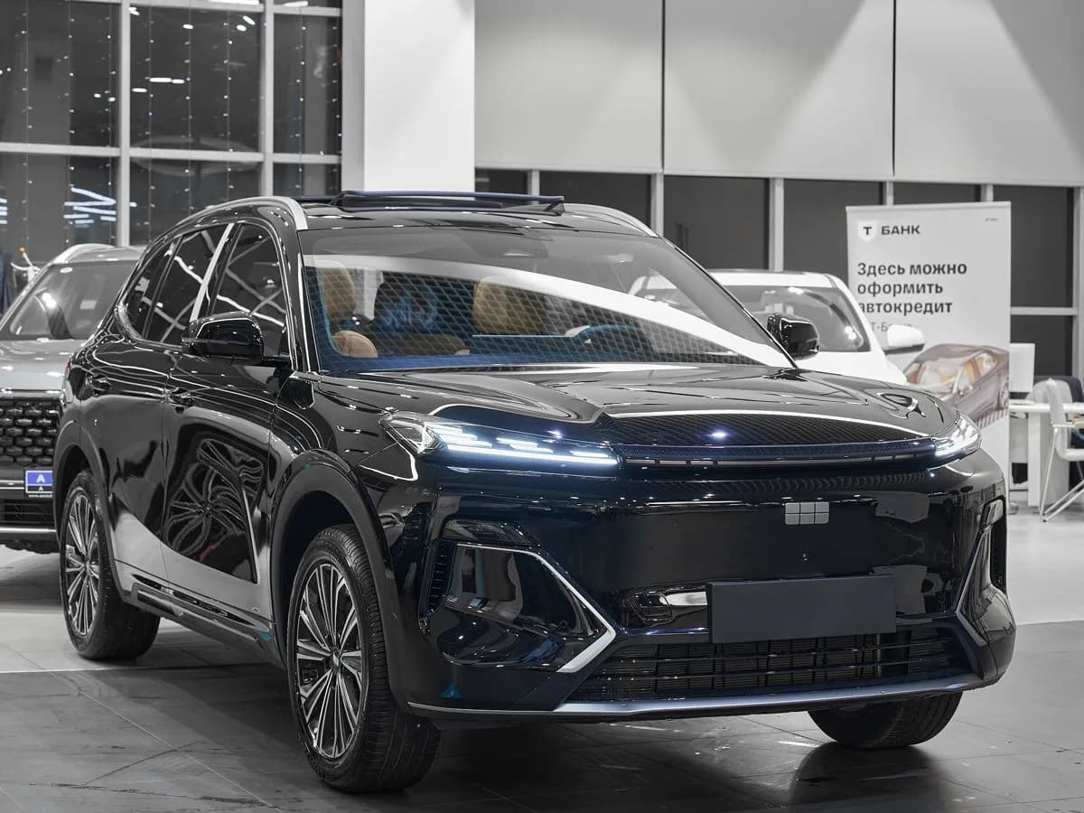 Geely EX5 Гибрид, 2026