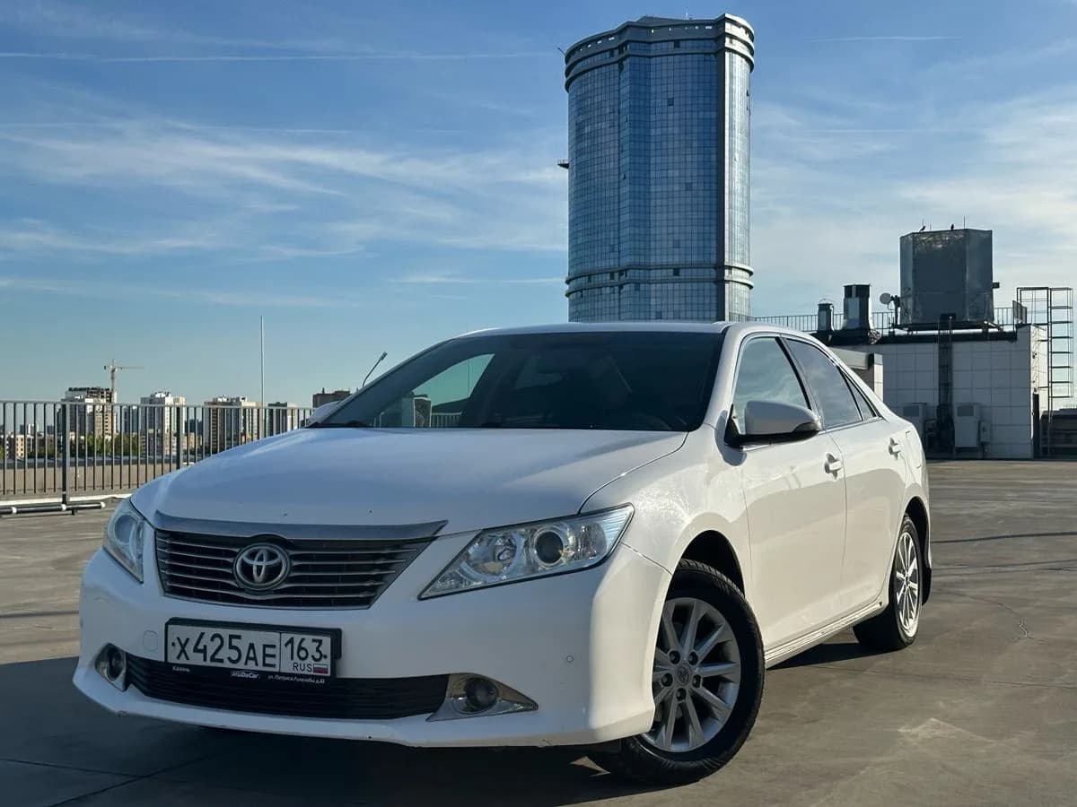 Toyota Camry, 2013