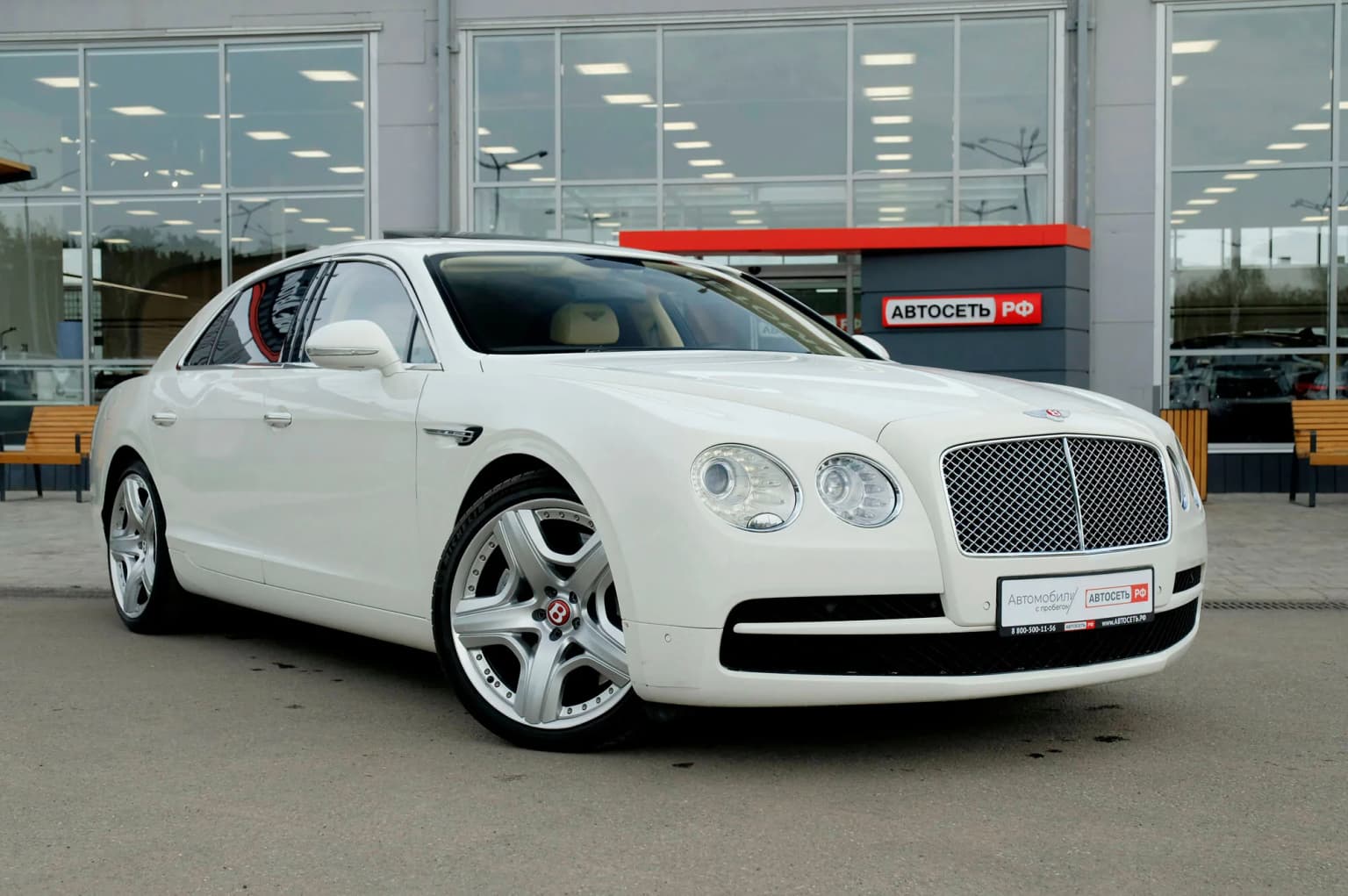 Bentley Flying Spur, 2014