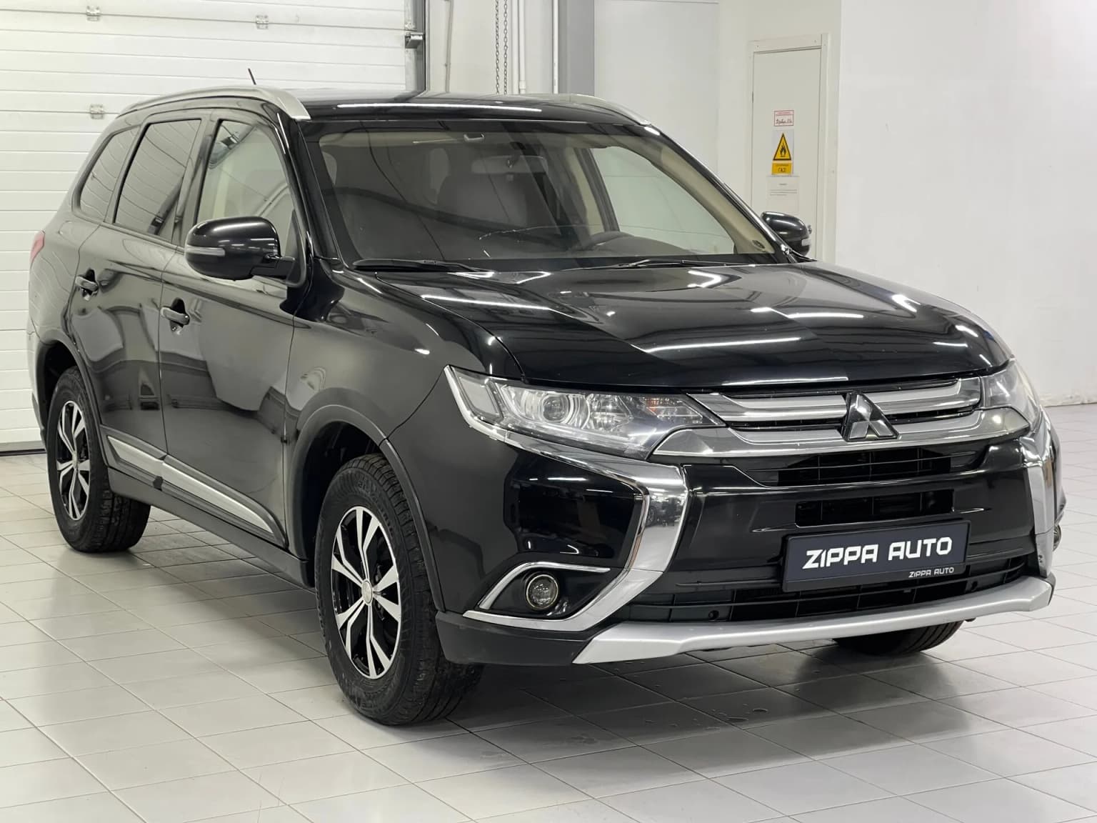 Mitsubishi Outlander, 2015