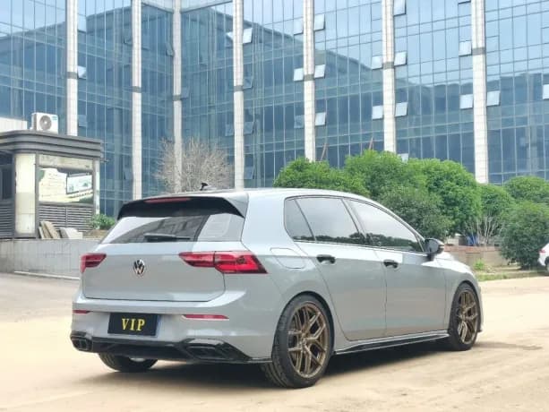 Фото 3 из 17