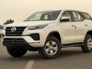 Toyota, Fortuner, 2.4 л., АТ, 2025 г.