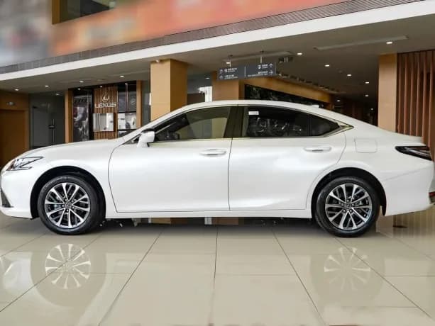 Фото 4 из 19