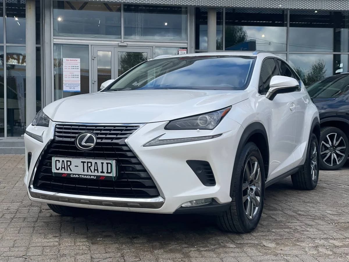Lexus NX, 2018