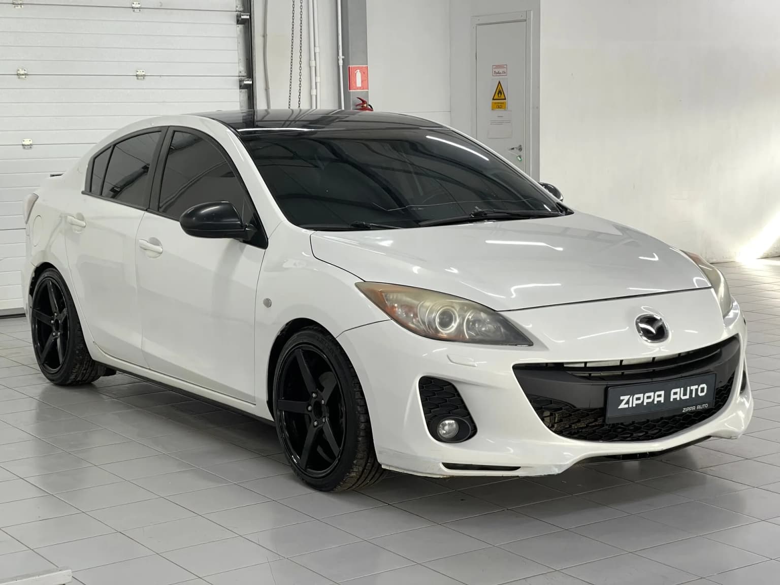 Mazda 3, 2012