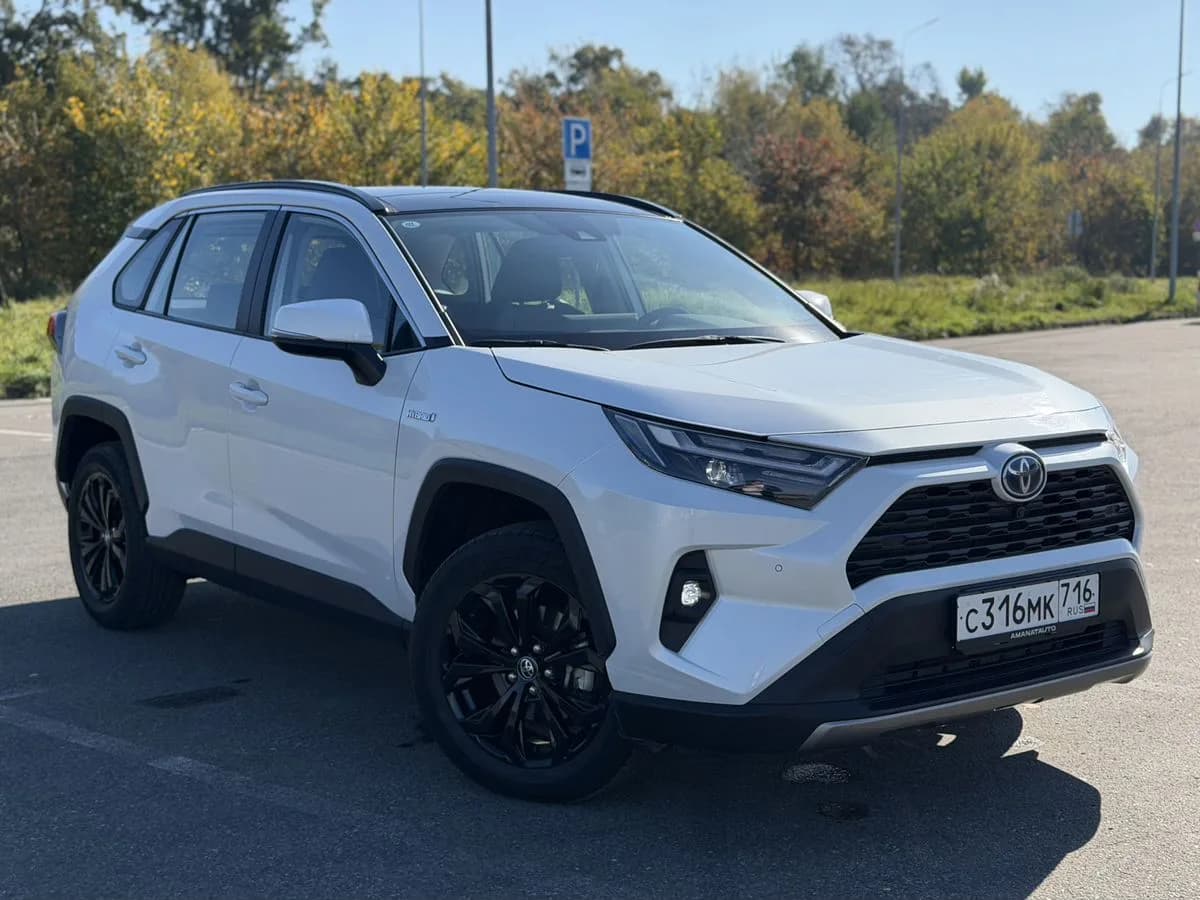 Toyota RAV4, 2023